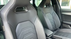 2025 (75) CUPRA FORMENTOR 1.5 eTSI 150 V3 5dr DSG 5374310