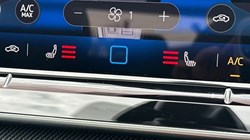2025 (25) VOLKSWAGEN GOLF 2.0 TSI 333 R Black Edition 4Motion 5dr DSG 5376858