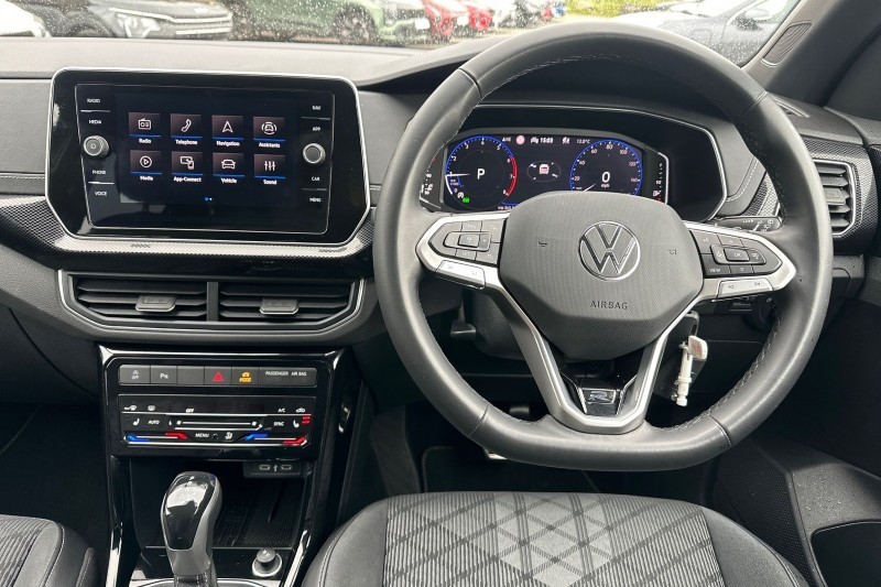 2025 (25) VOLKSWAGEN T-CROSS 1.0 TSI 115 R-Line 5dr DSG 5375839