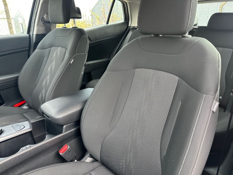 2025 (75) KIA SPORTAGE 1.6T GDi HEV Pure 5dr Auto 5376239