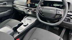 2025 (75) KIA SPORTAGE 1.6T GDi HEV Pure 5dr Auto 5376219