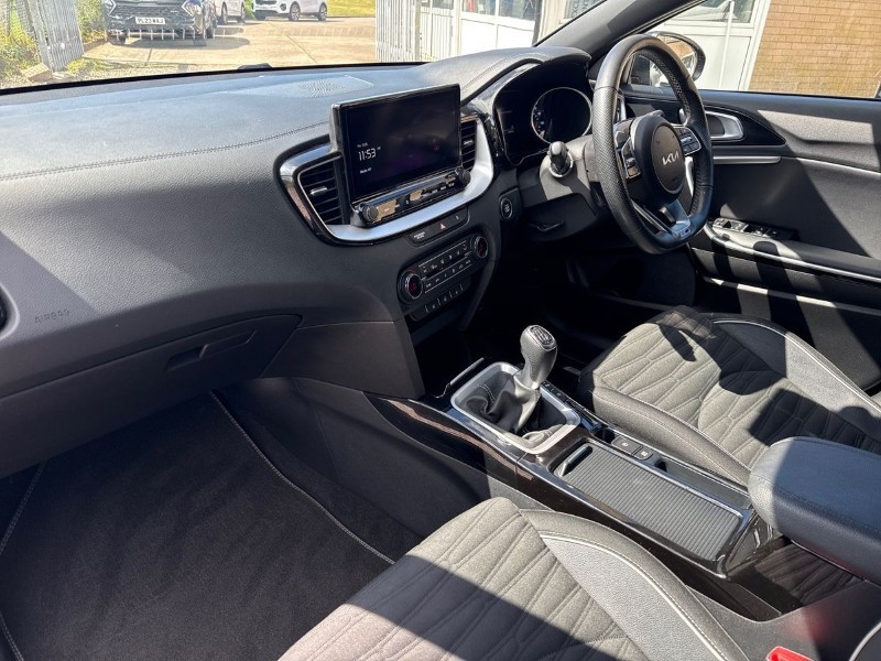 2022 (22) KIA PRO CEED 1.5T GDi ISG GT-Line 5dr 5410818