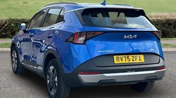 2025 (75) KIA SPORTAGE 1.6T GDi HEV Pure 5dr Auto 1