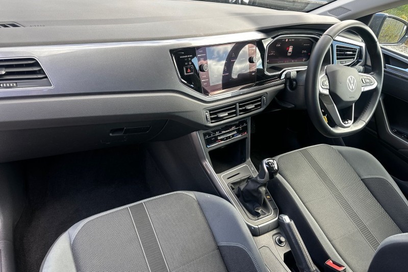 2022 (22) VOLKSWAGEN POLO 1.0 TSI Style 5dr 5409843