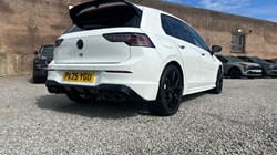 2025 (25) VOLKSWAGEN GOLF 2.0 TSI 333 R Black Edition 4Motion 5dr DSG 5368478