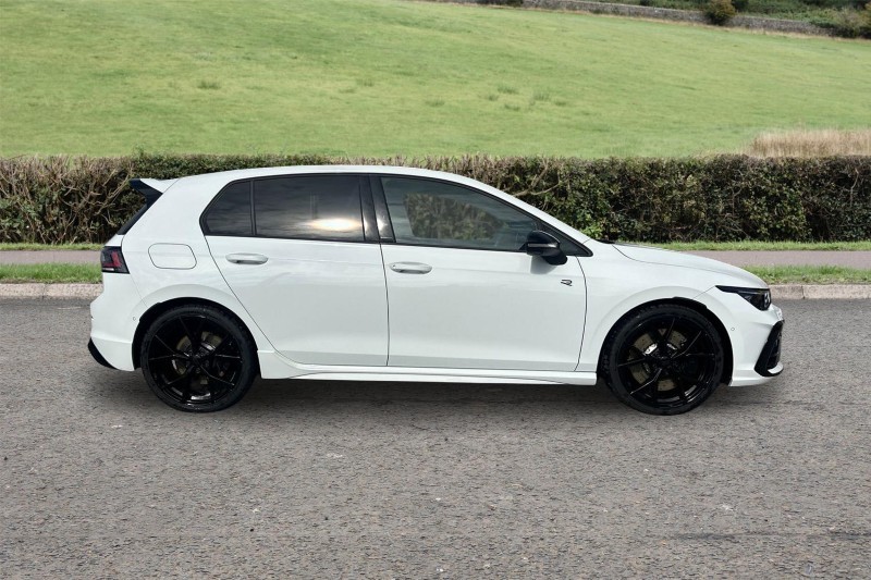 2025 (25) VOLKSWAGEN GOLF 2.0 TSI 333 R Black Edition 4Motion 5dr DSG 5368444