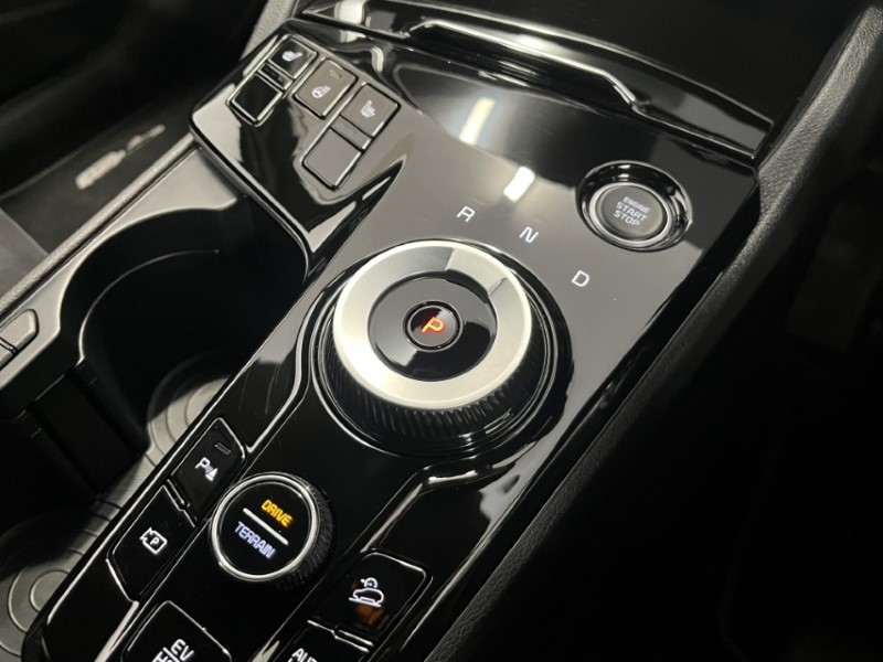 2024 (73) KIA SPORTAGE 1.6T GDi PHEV GT-Line 5dr Auto AWD 3245336