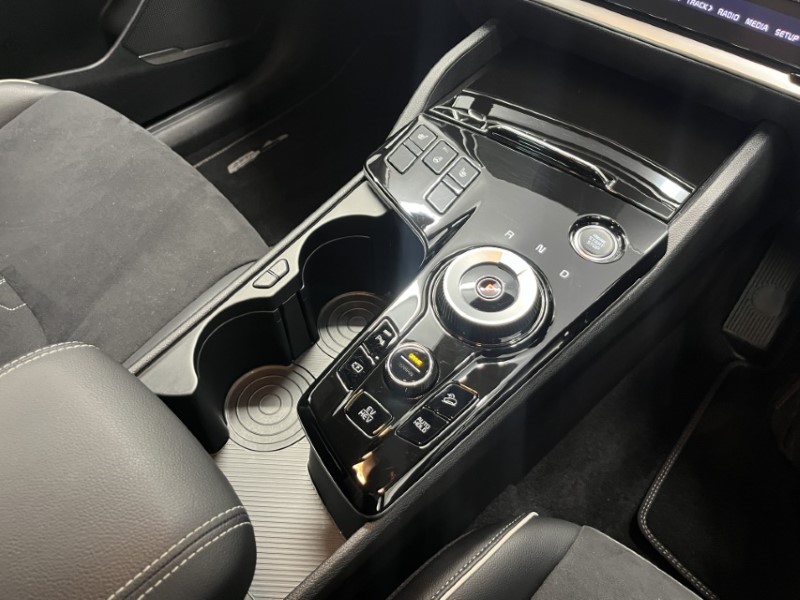 2024 (73) KIA SPORTAGE 1.6T GDi PHEV GT-Line 5dr Auto AWD 3245323