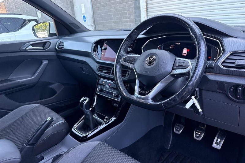 2019 (19) VOLKSWAGEN T-CROSS 1.0 TSI 115 R-Line 5dr 5396401
