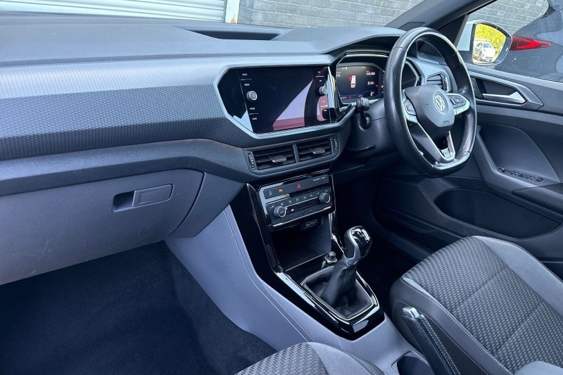 2019 (19) VOLKSWAGEN T-CROSS 1.0 TSI 115 R-Line 5dr 5396419