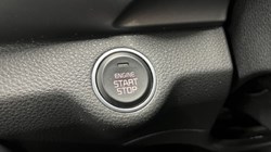 2022 (22) KIA STONIC 1.0T GDi 48V Connect 5dr DCT 3073298