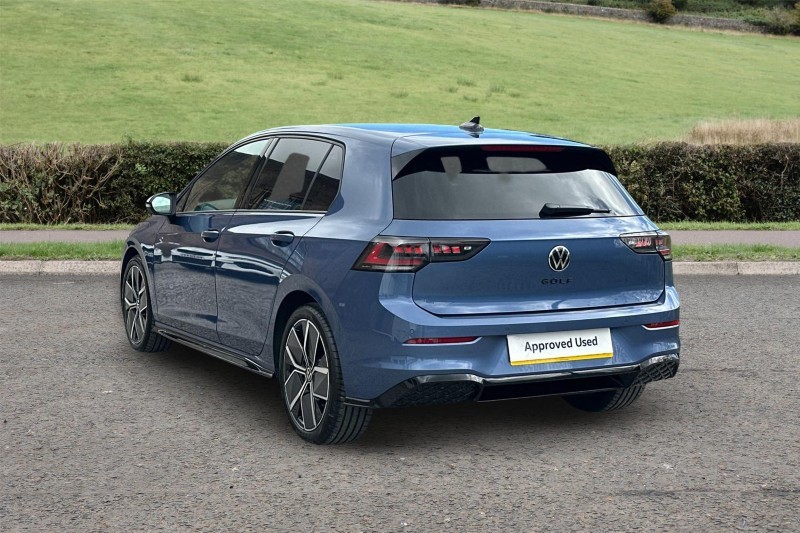 2026 (26) VOLKSWAGEN GOLF 2.0 TDI 150 Black Edition 5dr DSG 1