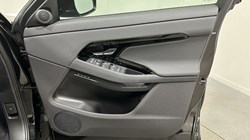 2024 (74) LAND ROVER RANGE ROVER EVOQUE D165 S 5dr Auto 3582140