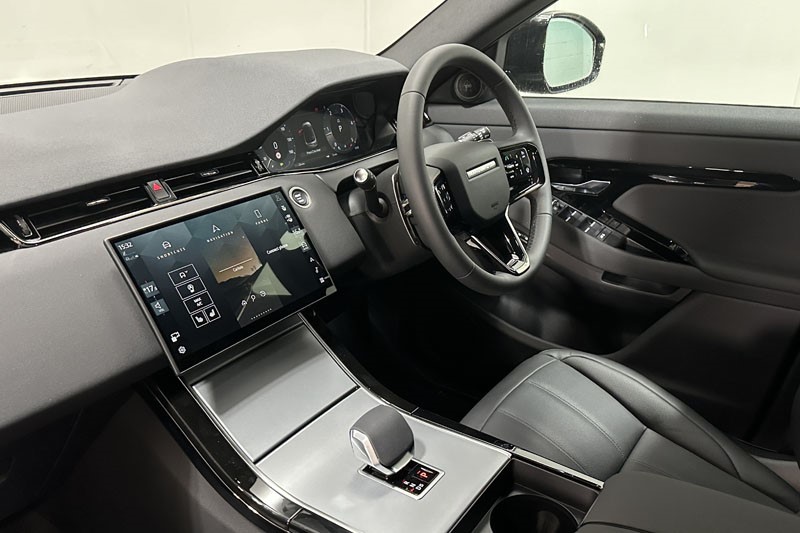2024 (74) LAND ROVER RANGE ROVER EVOQUE D165 S 5dr Auto 3582160