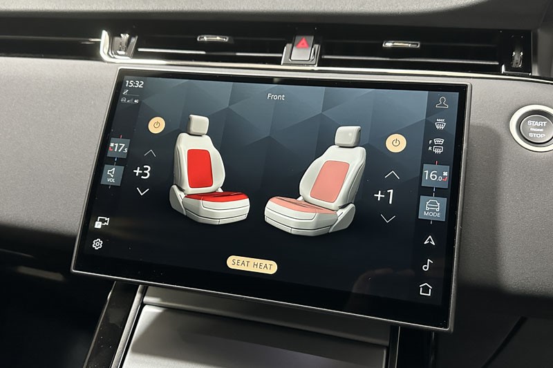 2024 (74) LAND ROVER RANGE ROVER EVOQUE D165 S 5dr Auto 3582156