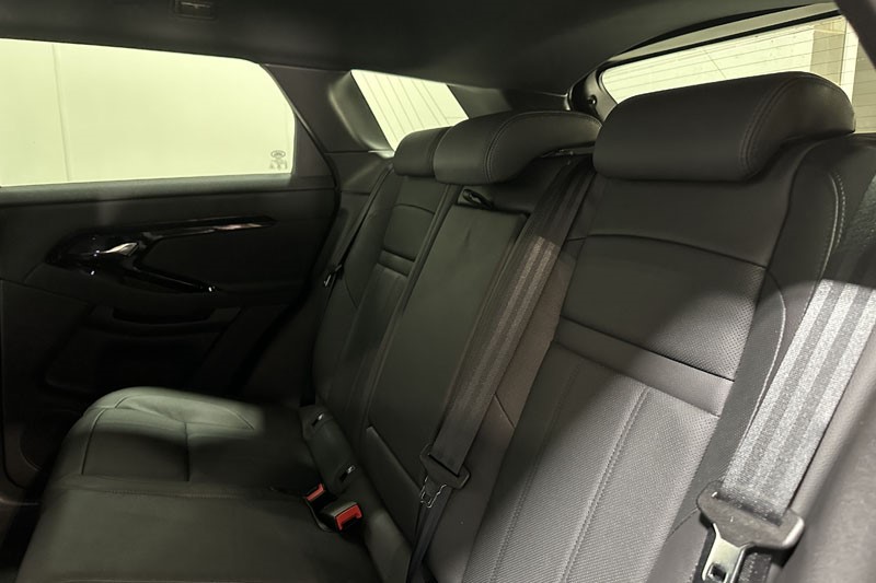 2024 (74) LAND ROVER RANGE ROVER EVOQUE D165 S 5dr Auto 3582163