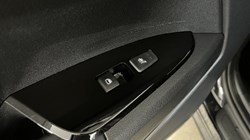 2024 (24) KIA SPORTAGE 1.6T GDi 48V ISG 3 5dr DCT 3351068