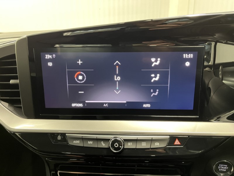 2021 (21) VAUXHALL MOKKA 1.2 Turbo Elite Nav Premium 5dr Auto 3287874