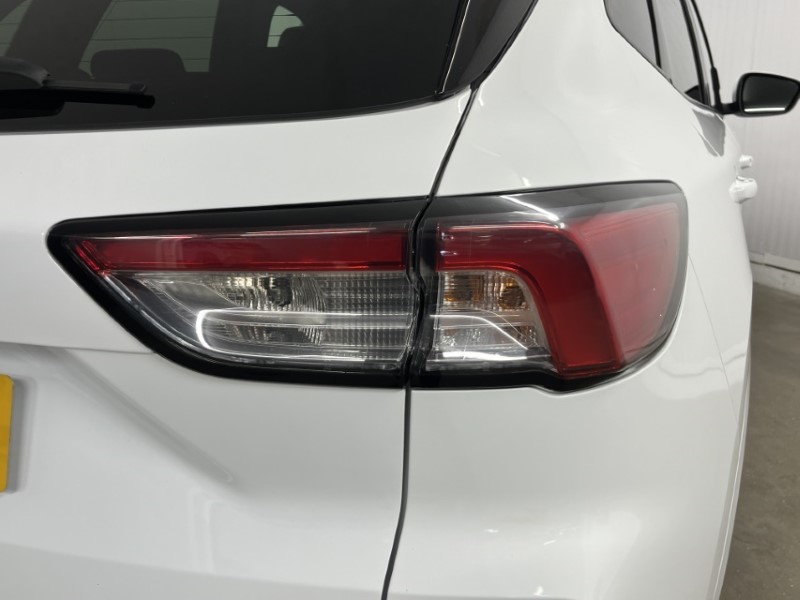 2021 (21) FORD KUGA 1.5 EcoBoost 150 ST-Line Edition 5dr 3285548