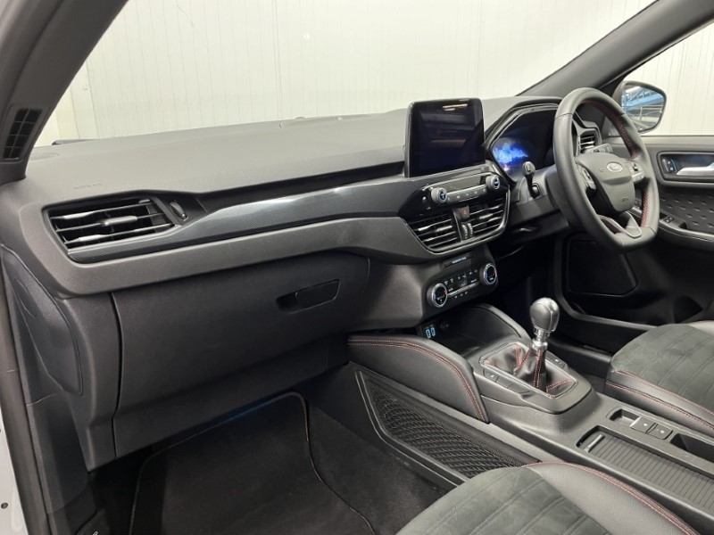 2021 (21) FORD KUGA 1.5 EcoBoost 150 ST-Line Edition 5dr 3285557