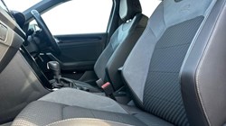 2022 (22) VOLKSWAGEN T-ROC 2.0 TSI 4MOTION R 5dr DSG 5395413