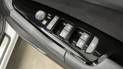 2023 (73) KIA SPORTAGE 1.6T GDi HEV GT-Line S 5dr Auto 3304786