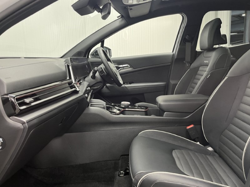 2023 (73) KIA SPORTAGE 1.6T GDi HEV GT-Line S 5dr Auto 3304783