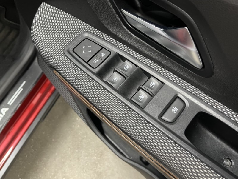 2022 (72) DACIA SANDERO STEPWAY 1.0 TCe Bi-Fuel Comfort 5dr 3345252