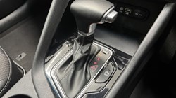 2019 (19) KIA NIRO 1.6 GDi Hybrid 2 5dr DCT 3413095