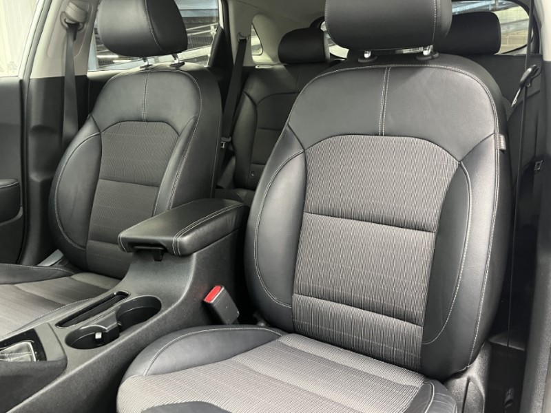 2019 (19) KIA NIRO 1.6 GDi Hybrid 2 5dr DCT 3413088
