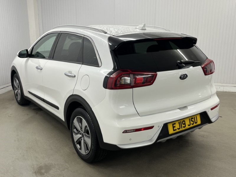 2019 (19) KIA NIRO 1.6 GDi Hybrid 2 5dr DCT 3413075