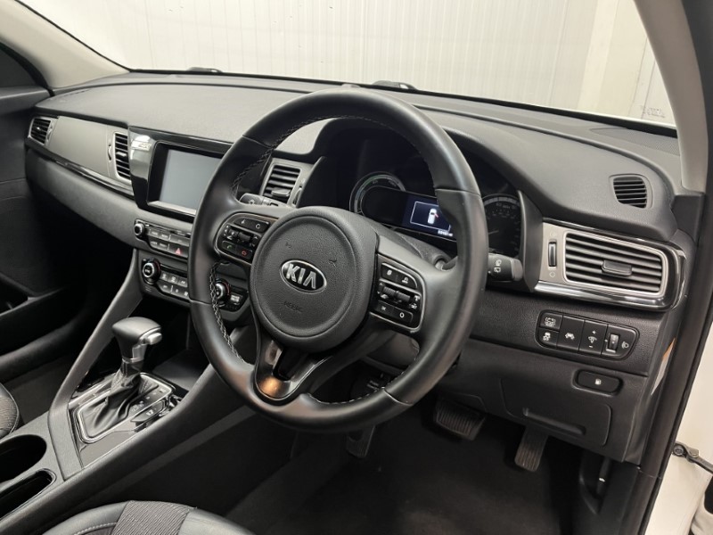 2019 (19) KIA NIRO 1.6 GDi Hybrid 2 5dr DCT 3413089