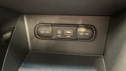 2019 (19) KIA NIRO 1.6 GDi Hybrid 2 5dr DCT 3413096