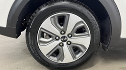 2019 (19) KIA NIRO 1.6 GDi Hybrid 2 5dr DCT 3413079