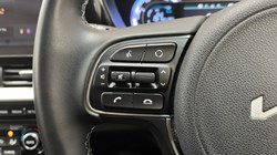 2022 (22) KIA NIRO 1.6 GDi PHEV Connect 5dr DCT 3428696