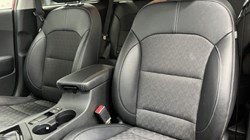 2022 (22) KIA NIRO 1.6 GDi PHEV Connect 5dr DCT 3428680
