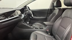 2022 (22) KIA NIRO 1.6 GDi PHEV Connect 5dr DCT 3428679