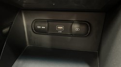 2022 (22) KIA NIRO 1.6 GDi PHEV Connect 5dr DCT 3428691
