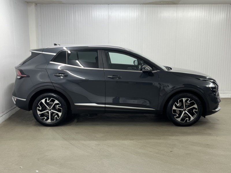2022 (22) KIA SPORTAGE 1.6T GDi ISG Launch Edition 5dr 3460195