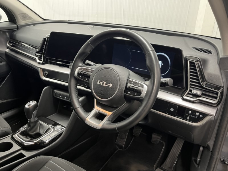 2022 (22) KIA SPORTAGE 1.6T GDi ISG Launch Edition 5dr 3460175