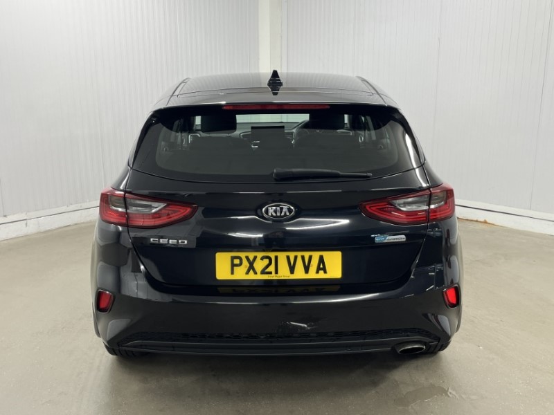 2021 (21) KIA CEED 1.6 CRDi 48V ISG 2 NAV 5dr 3511833