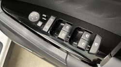 2022 (22) KIA SPORTAGE 1.6T GDi ISG Launch Edition 5dr 3507306