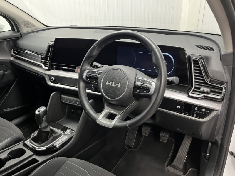 2022 (22) KIA SPORTAGE 1.6T GDi ISG Launch Edition 5dr 3507305