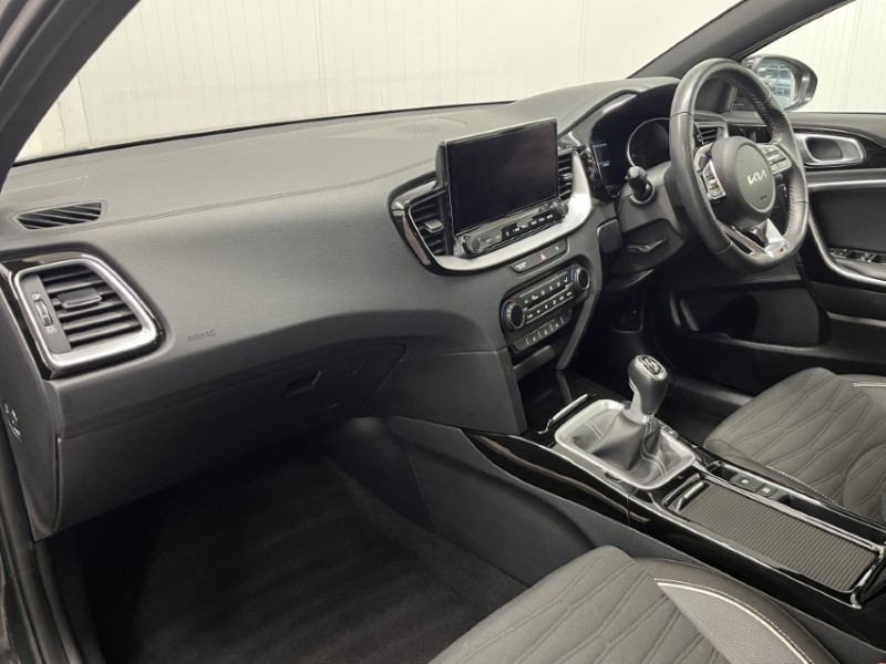 2023 (23) KIA XCEED 1.5T GDi ISG GT-Line 5dr 3559593