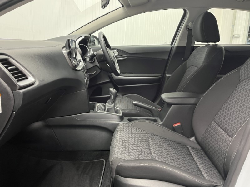 2021 (71) KIA CEED 1.6 CRDi 48V ISG 2 NAV 5dr 3546938