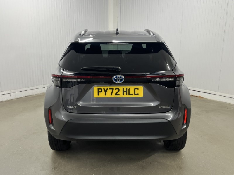 2023 (72) TOYOTA YARIS CROSS 1.5 Hybrid Design 5dr CVT 3595869