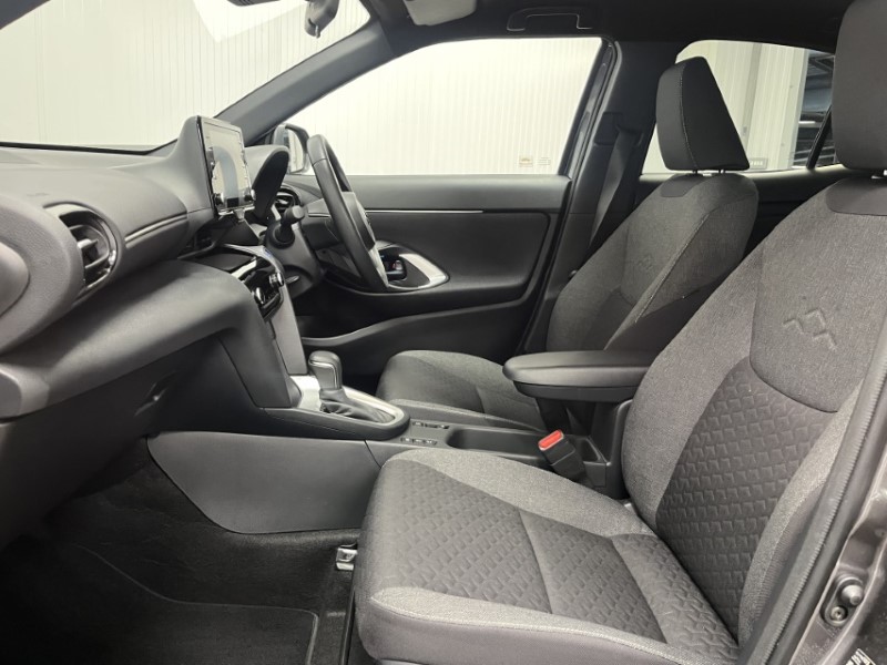 2023 (72) TOYOTA YARIS CROSS 1.5 Hybrid Design 5dr CVT 3595882