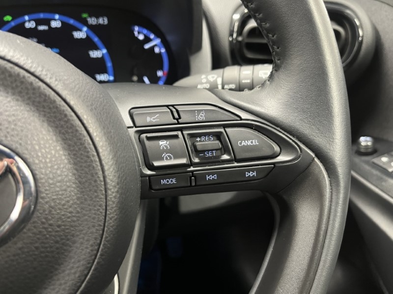 2023 (72) TOYOTA YARIS CROSS 1.5 Hybrid Design 5dr CVT 3595898