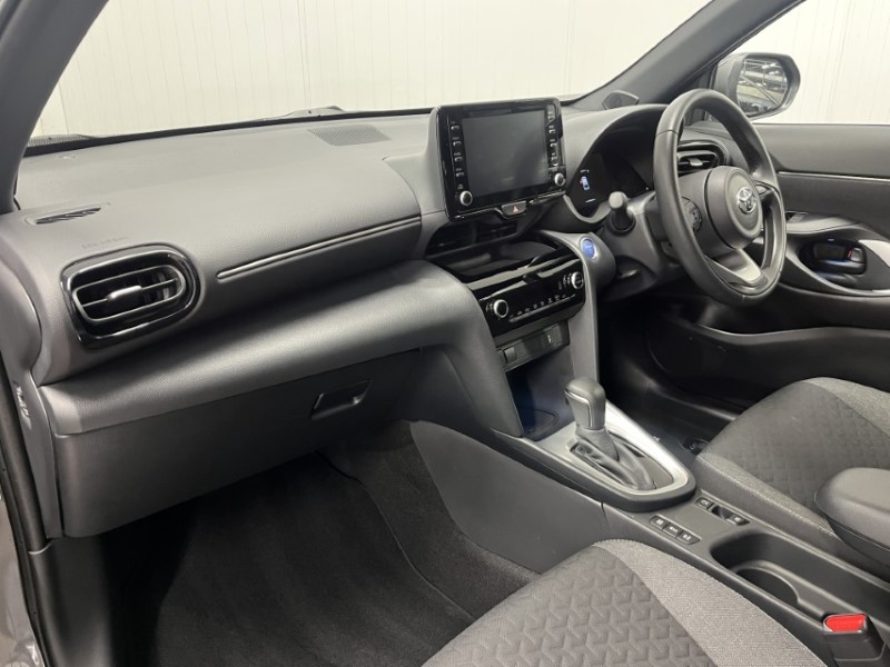 2023 (72) TOYOTA YARIS CROSS 1.5 Hybrid Design 5dr CVT 3595881