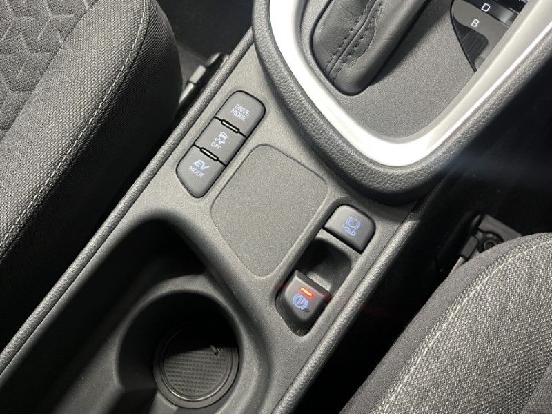 2023 (72) TOYOTA YARIS CROSS 1.5 Hybrid Design 5dr CVT 3595889